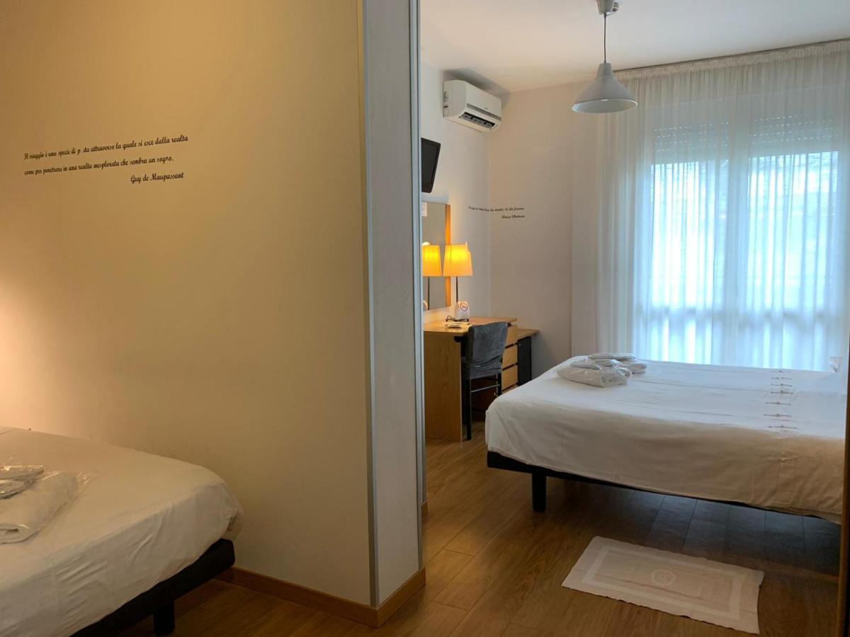 Hotel Logonovo Llido Degli Estensi Buitenkant foto